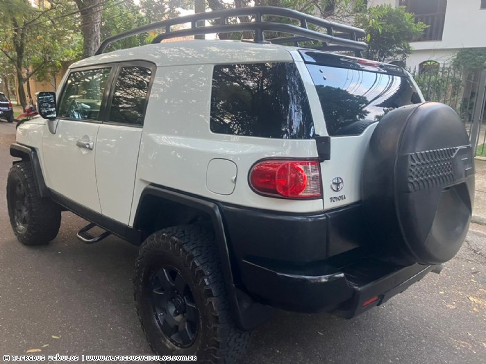Toyota FJ CRUISER 4.0 V6 4X4 2009/2010